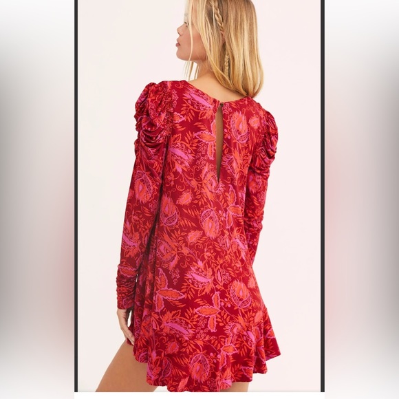 Free People Hello Lover Swing Tee Tunic Top w Puffed Shoulders + MEASUREMENTS! - Picture 3 of 14